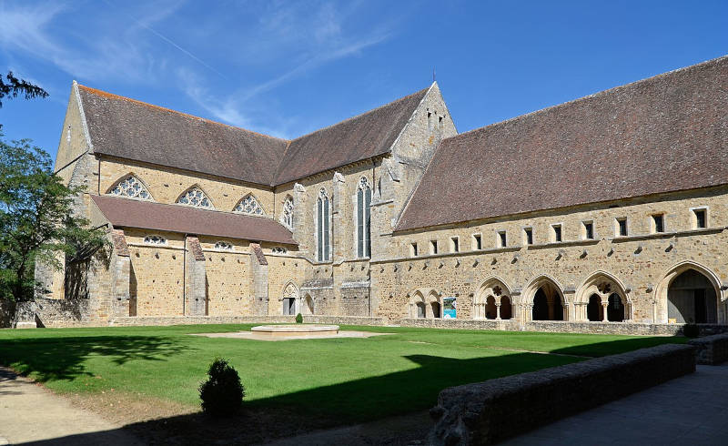 Département de la Sarthe (72) : L'Abbaye Royale de l'Epau.