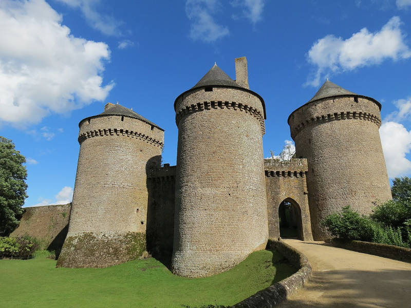 Département de la Mayenne (53) : Le Château de Lassay.