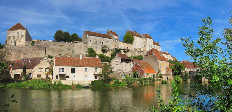 Département de la Haute-Saône (70) : Pesmes.